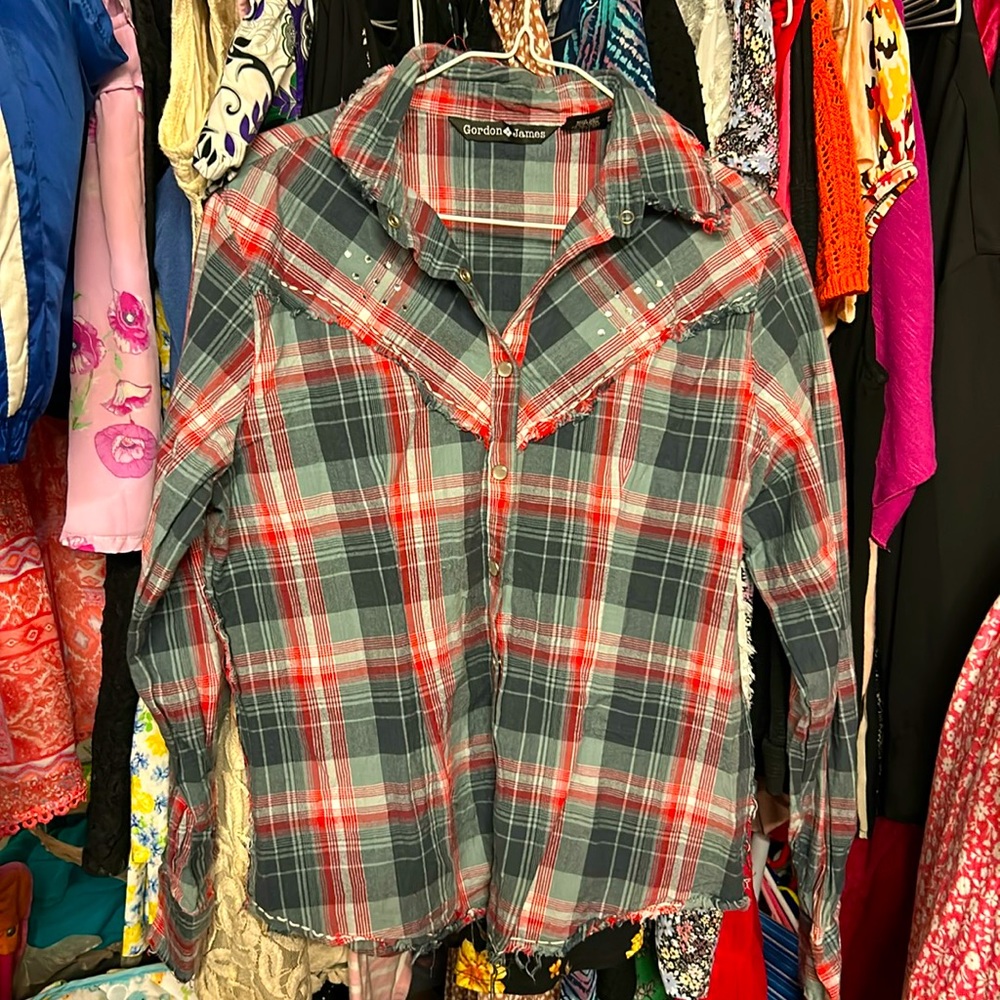 Gordon James Women’s M Long Sleeve Shirt Button down.